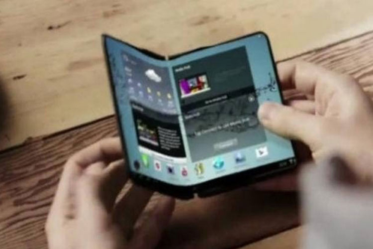 samsung foldable smartphone